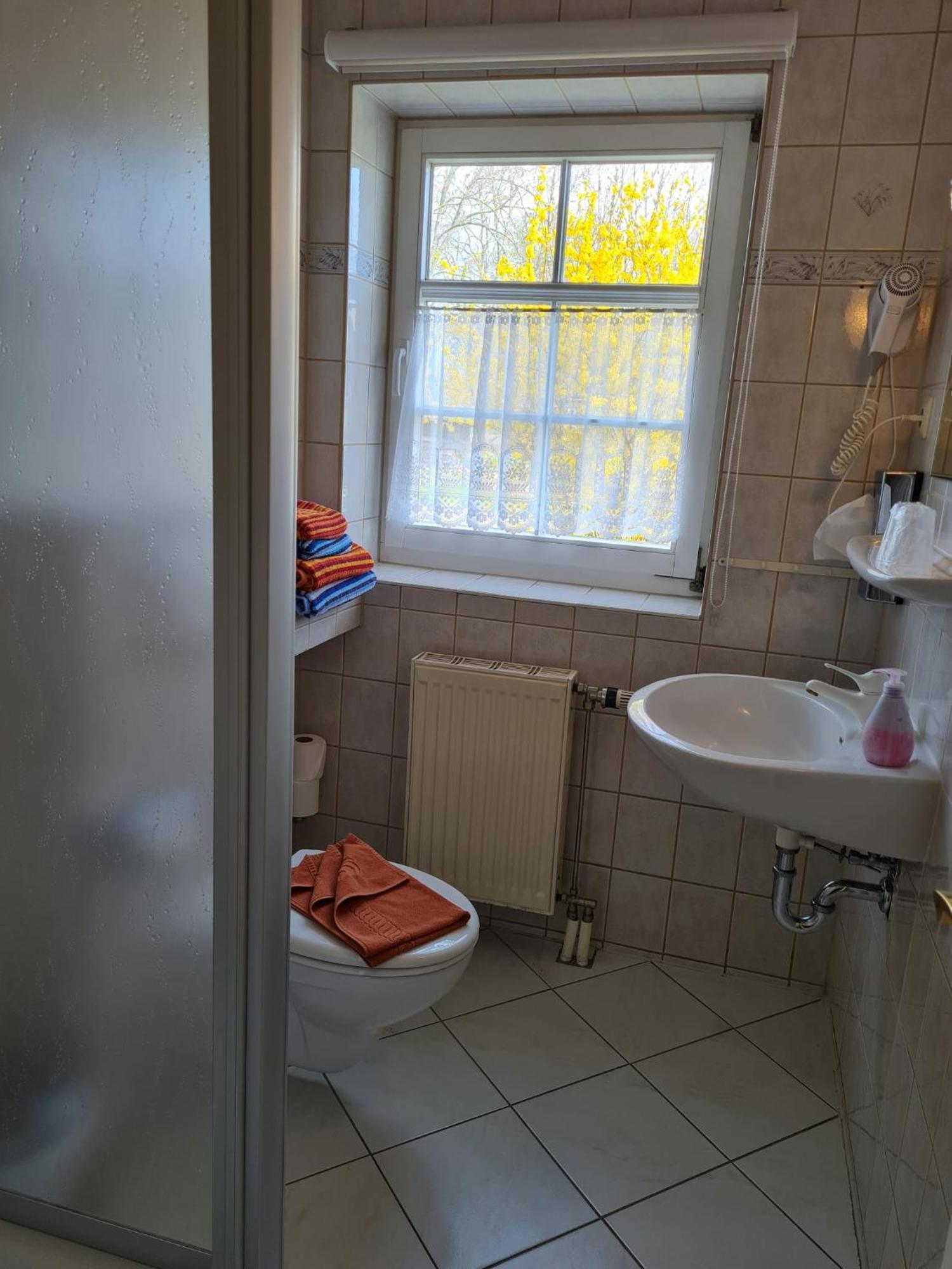 Reethäuser auf Rügen Middelhagen Habitación foto